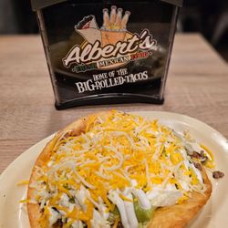 Albert's Fresh Mexican Food - Carne asada Tostada
