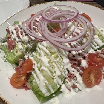 Barnwood - Manteca - Wedge salad - Barbeque Near Me - Manteca, California Barnwood - Manteca - Wedge salad - Barbeque Near Me - Manteca, California