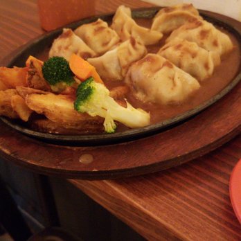 Momo Crave - Sizzler momos - Himalayan/Nepalese Near Me - Woodside, New York Momo Crave - Sizzler momos - Himalayan/Nepalese Near Me - Woodside, New York