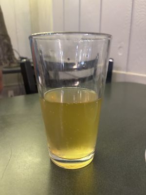 Round Table Pizza by null