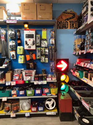 American Science & Surplus by null