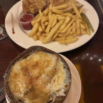 O'Donoghues Pub - OD Onion Soup and Rueben - Pubs Near Me - New York, New York O'Donoghues Pub - OD Onion Soup and Rueben - Pubs Near Me - New York, New York