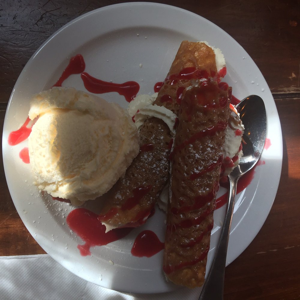 Ocean Child Inn - Brandy snaps with cream, ice cream and a raspberry Roulis - Hotels Near Me - Hobart, TAS
