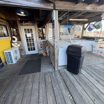 Fish Tales - Bait and tackle shop - Seafood Near Me - Richmond Hill, Georgia