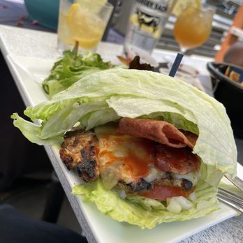 Burger Bach - Basic Deluxe Burger with chicken no Mayo/aioli sauce and turkey bacon - Burgers Near Me - Richmond, Virginia Burger Bach - Basic Deluxe Burger with chicken no Mayo/aioli sauce and turkey bacon - Burgers Near Me - Richmond, Virginia
