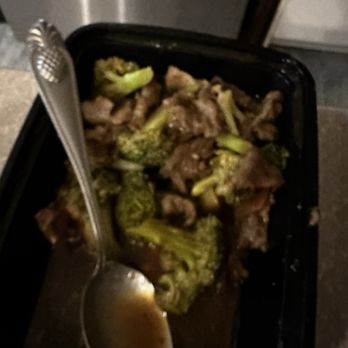 Bamboo Bamboo Chinese Restaurant - 53. Broccoli Beef - Chinese Near Me - Morro Bay, California