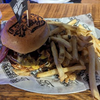 Ford's Garage Dearborn - Brisket bbq burger - Burgers Near Me - Dearborn, Michigan Ford's Garage Dearborn - Brisket bbq burger - Burgers Near Me - Dearborn, Michigan
