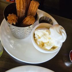 El Jalapeno Bar & Grill - Churros