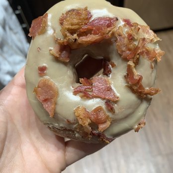 Duck Donuts - Maple bacon donut - Donuts Near Me - Williamsburg, Virginia Duck Donuts - Maple bacon donut - Donuts Near Me - Williamsburg, Virginia