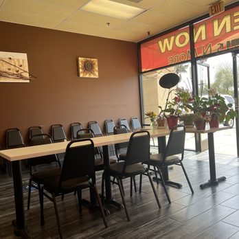 ROLLS N MORE - Inside restaurants - Asian Fusion Near Me - Rialto, California