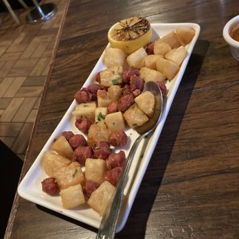 Sabor Unido - Sausage appetizer. Laughable portion. - Portuguese Near Me - Newark, New Jersey Sabor Unido - Sausage appetizer. Laughable portion. - Portuguese Near Me - Newark, New Jersey