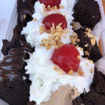 Twistee Treat - Hot fudge brownie boat - Juice Bars & Smoothies Near Me - Largo, Florida Twistee Treat - Hot fudge brownie boat - Juice Bars & Smoothies Near Me - Largo, Florida