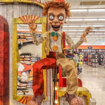 Spirit Halloween - Holiday Decorations Near Me - Duarte, California