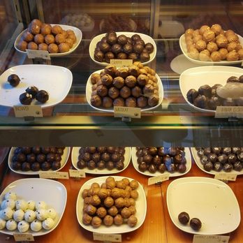 Dubenkropp - Chocolatiers & Shops Near Me - Berlin, BE