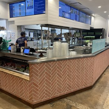 Leaf & Grain - Kitchen, order, and checkout station - Salad Near Me - Houston, Texas Leaf & Grain - Kitchen, order, and checkout station - Salad Near Me - Houston, Texas
