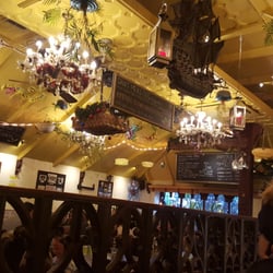 Barceloneta Restaurant - Spanish decor