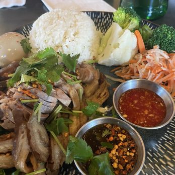 Amazing Basil - Thai Thai Stew Pork Knuckle Ig: mamachoos.eats.travels - Asian Fusion Near Me - Fremont, California Amazing Basil - Thai Thai Stew Pork Knuckle Ig: mamachoos.eats.travels - Asian Fusion Near Me - Fremont, California