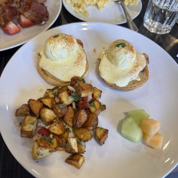 One98Eight Restaurant - Eggs Benedict - Breakfast & Brunch Near Me - Canmore, Alberta One98Eight Restaurant - Eggs Benedict - Breakfast & Brunch Near Me - Canmore, Alberta