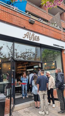 Alfie’s Sandwiches+Market by null