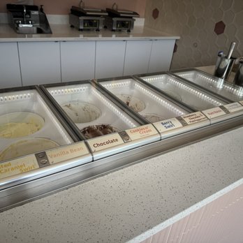 Momu - Ice Cream & Frozen Yogurt Near Me - Westport, Connecticut Momu - Ice Cream & Frozen Yogurt Near Me - Westport, Connecticut