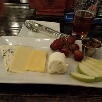 Dark Horse Restaurant - Cheese plate - American Near Me - Riverhead, New York