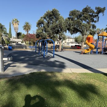 Memorial Park - Parks Near Me - Pomona, California Memorial Park - Parks Near Me - Pomona, California