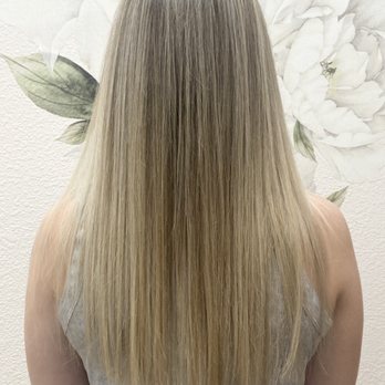 Shelley's Deja Vu Salon - Fresh highlites - Nail Salons Near Me - Morgan Hill, California