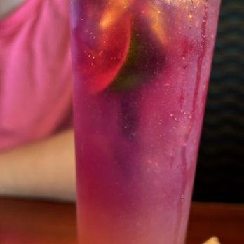 Red Lobster - Glitter in his drink! - Seafood Near Me - Salt Lake City, Utah