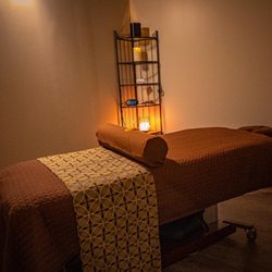 Spavia Day Spa Clark Commons - Relax in our massage treatment room