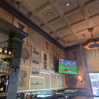 The Fly Trap - Right side of the bar...look at the vintage ceiling and cool wall design - Bars Near Me - San Francisco, California The Fly Trap - Right side of the bar...look at the vintage ceiling and cool wall design - Bars Near Me - San Francisco, California