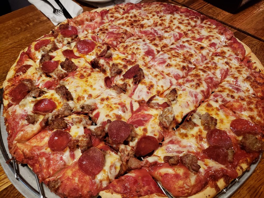 CHICAGO DOUGH COMPANY 57 Photos & 90 Reviews Pizza 3767 Sauk Trl