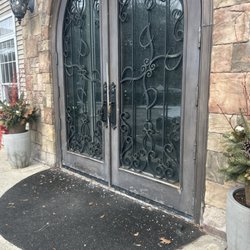 Invidia Salon And Spa