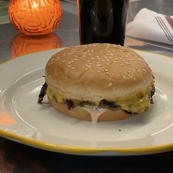 Dove's Luncheonette - Burger - Southern Near Me - Chicago, Illinois