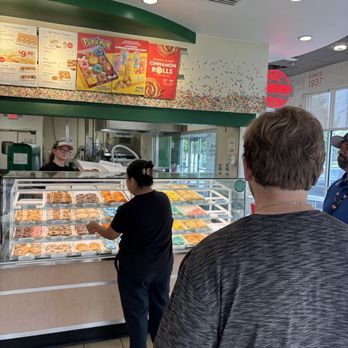 Krispy Kreme Doughnuts - Donuts Near Me - Roswell, Georgia Krispy Kreme Doughnuts - Donuts Near Me - Roswell, Georgia