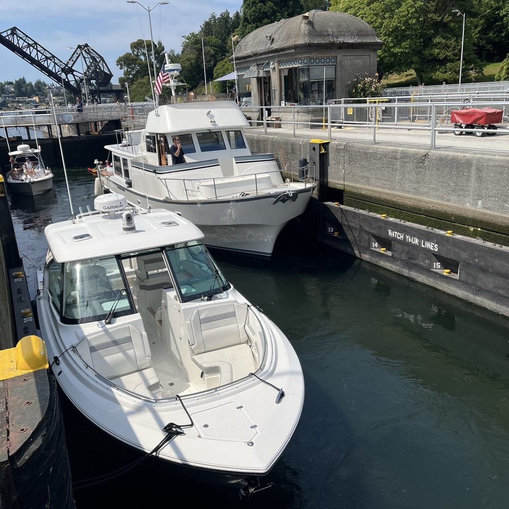 Hiram M Chittenden Locks - Increasing the water level - Landmarks & Historical Buildings Near Me - Seattle, Washington Hiram M Chittenden Locks - Increasing the water level - Landmarks & Historical Buildings Near Me - Seattle, Washington