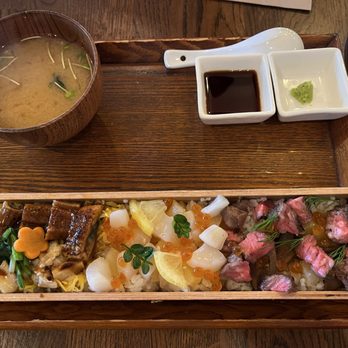 Raisu - Trio chirashi set - Japanese Near Me - Vancouver, British Columbia