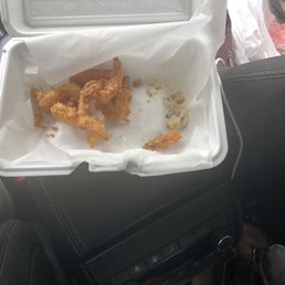 This is a pic my daughter took after we had already started inhaling the shrimp...lol This is a pic my daughter took after we had already started inhaling the shrimp...lol