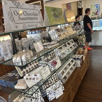 Kilwins Ice Cream - Chocolate - Fudge - Ice Cream & Frozen Yogurt Near Me - Gettysburg, Pennsylvania