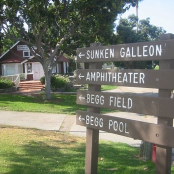Polliwog Park - Parks Near Me - Manhattan Beach, California