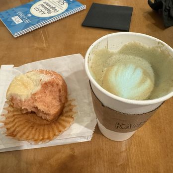 Made In KC Cafe - Strawberry cheesecake muffin, Cereal milk latte - Cafes Near Me - Kansas City, Missouri Made In KC Cafe - Strawberry cheesecake muffin, Cereal milk latte - Cafes Near Me - Kansas City, Missouri