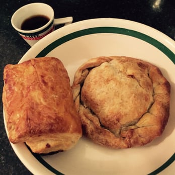 Sweet Scene - Chocolate crossaint and spanakopita - Coffee & Tea Near Me - Astoria, New York