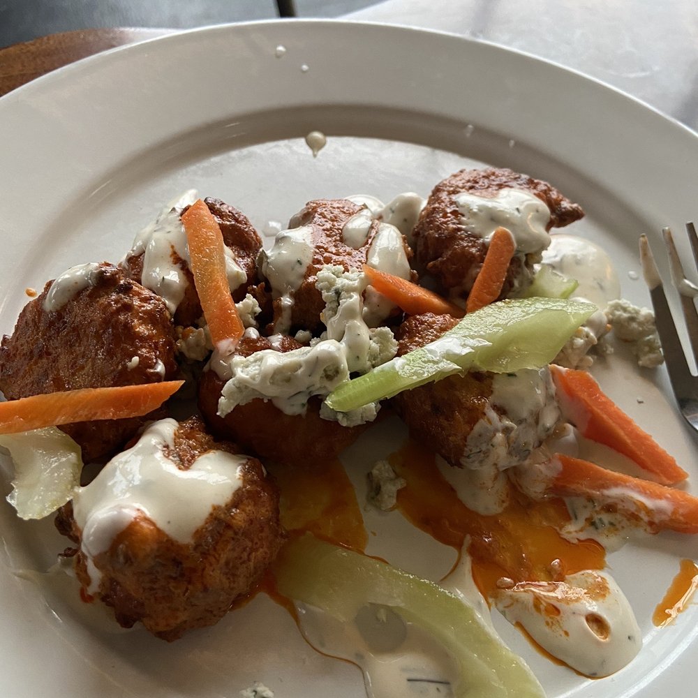 The Robey - Buffalo chicken - Hotels Near Me - Chicago, Illinois The Robey - Buffalo chicken - Hotels Near Me - Chicago, Illinois