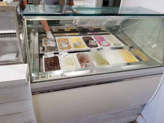 Bubbies Homemade Ice Cream and Desserts by null