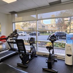 Lifemark Physiotherapy Bathurst & St. Clair - Gym