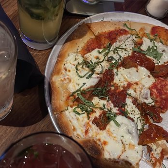 Yard House - Margarita pizza and flavored mojitos - Bars Near Me - Roseville, California