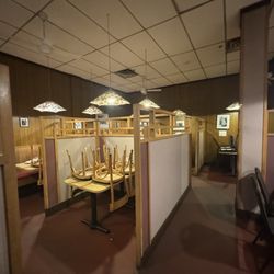 The dining room already closed up at 8:00 pm.