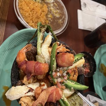 El Cerrito Mexican Restaurant - Molcajete Tarasco Special - Mexican Near Me - Rancho Cucamonga, California El Cerrito Mexican Restaurant - Molcajete Tarasco Special - Mexican Near Me - Rancho Cucamonga, California