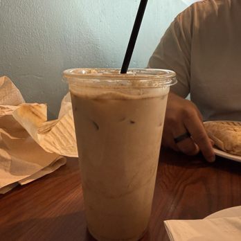 Crows Coffee Waldo - Iced Latte - Coffee & Tea Near Me - Kansas City, Missouri