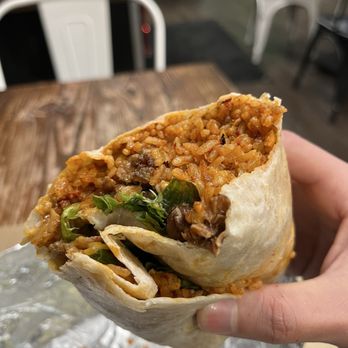 Seoul Taco - Chicken Burrito - Korean Near Me - Chicago, Illinois Seoul Taco - Chicken Burrito - Korean Near Me - Chicago, Illinois