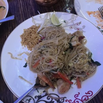 Ginger - Shrimp pad thai - Chinese Near Me - National Harbor, Maryland Ginger - Shrimp pad thai - Chinese Near Me - National Harbor, Maryland
